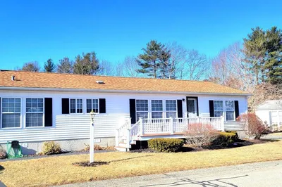 4 Knollwood Dr