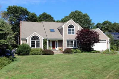 4 Brookside Cir 1