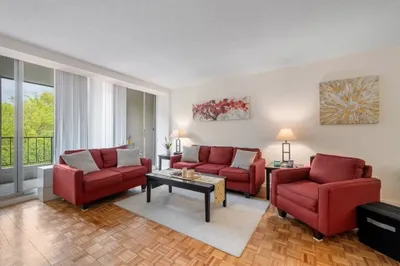 33 Pond Ave #409
