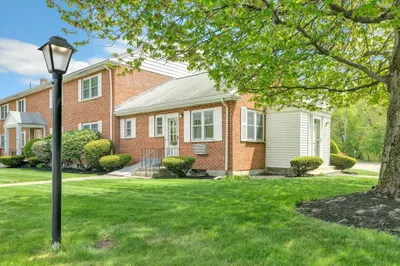 108 Emerson Gardens Rd #108 1