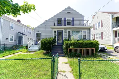 25-27 Lawn Ave #2 1