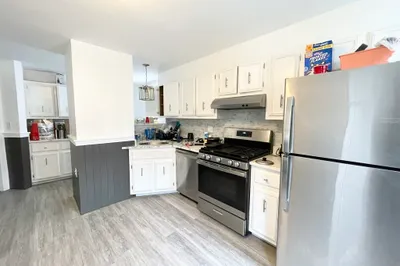 31 Falcon St #2 1