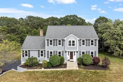 27 Wachusett Circle 1