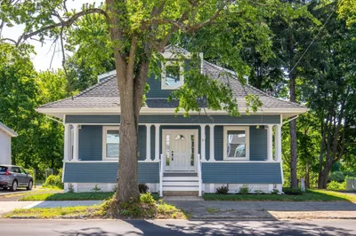 51 Broadway Cir 1
