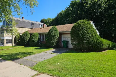 37 Academy St
