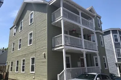 8 White Ave 1