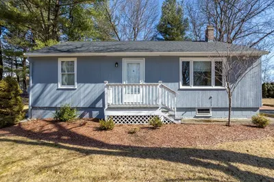 86 Wayside Rd