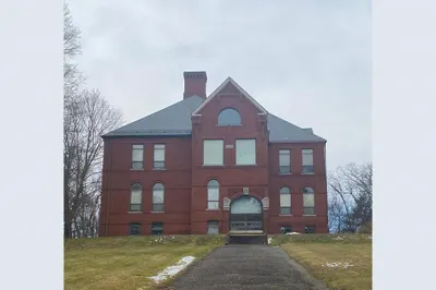 149 Andover St #11 1