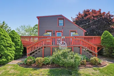 160 Sherman Road 1