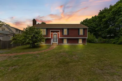 34 Edgeworth St