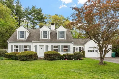 289 Sterling Rd 1