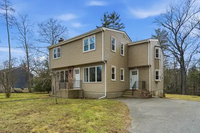724 Linwood St 1