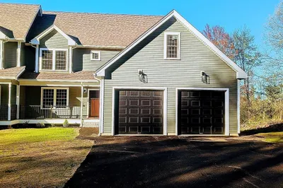 72b Cottage Lane 1
