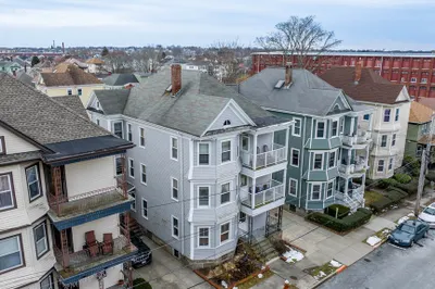 244 Eugenia St 1