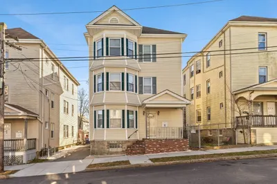 268 Weld St