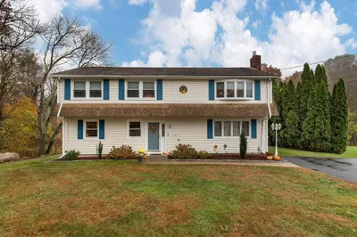 120 Navillus Rd 1