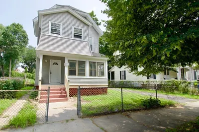 45 Yale St