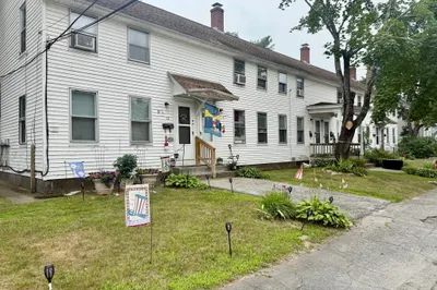 13-23 B St 1