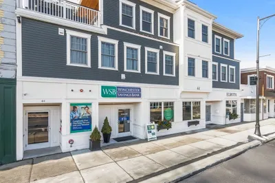 44 Maple St #10