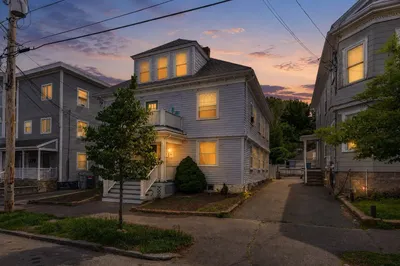 21 Dunlap St #3 1