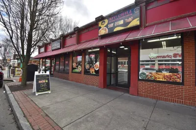 982 Main St 1