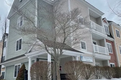 5 Woodman Way #202B