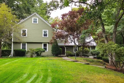 21 Overlook Drive