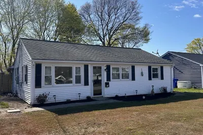 15 Rosedale Dr 1