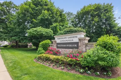 56 Jacqueline Rd #8 1