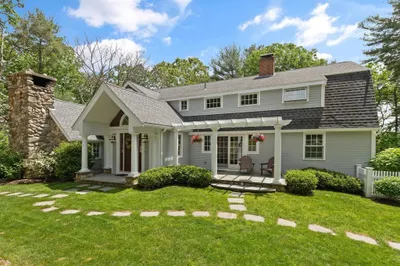 52 Winsor Rd 1