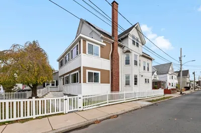 129 Lynnway #2