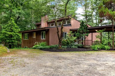 738 Lowell Rd 1