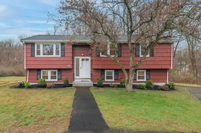 66 Frederickson Dr 1