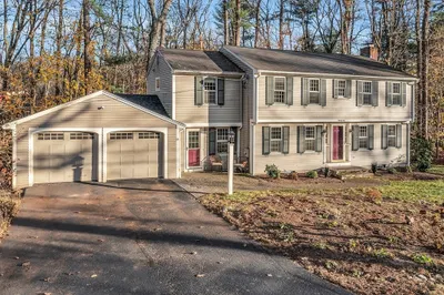 25 Oneida Rd