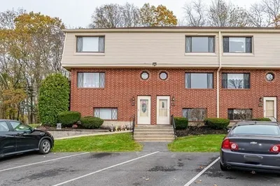 82 Sterling Ln #82