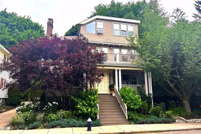 82 Stearns Rd #2