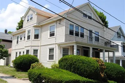 16-18 Daniels Street #16 1