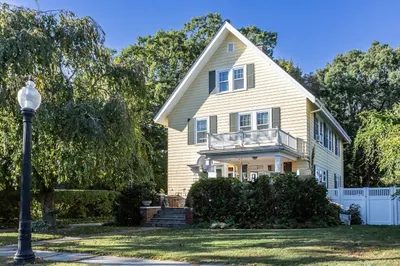 195 Bedford Street 1