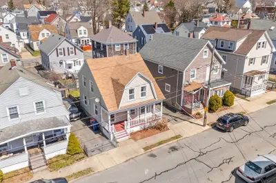 253 Hillman St 1