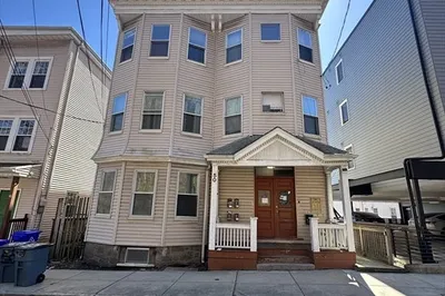 50 Fisher Ave #1