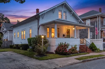 39 Junior St