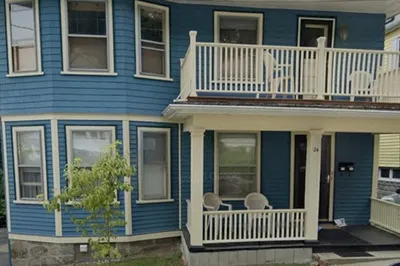 24 Upcrest Rd #1