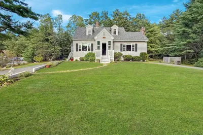 190 Hobbs Rd 1