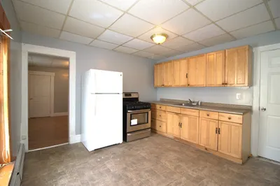 41 Nichols St #2 1