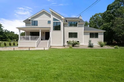 54 Meadowbrook Road 1