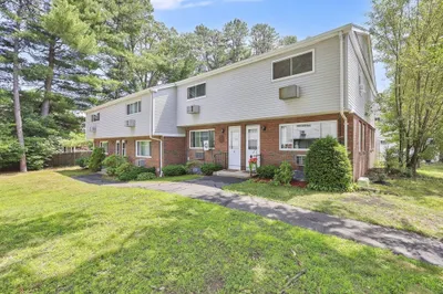 49 Sheri Ln #49
