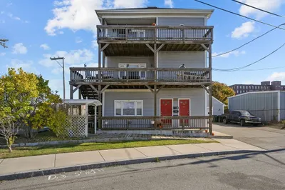 223 Remington Ave 1