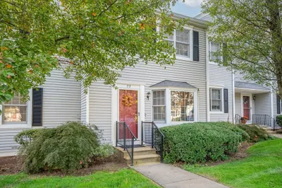 23 Shadow Brook Est #23 1