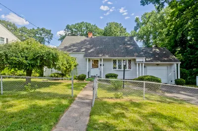 21 Bremen St