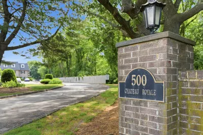 500 Northshore Rd #4C